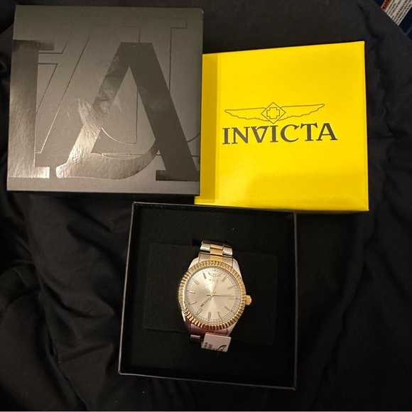 Invicta Specialty I Men Model 69010 Men's Quartz Watch - Picture 3 of 11